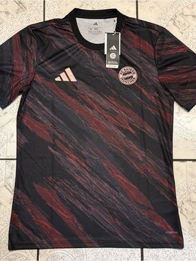 New Adidas FC Bayern 25/26 Pre-Match Soccer Jersey Black Mens Size Medium JN5630
